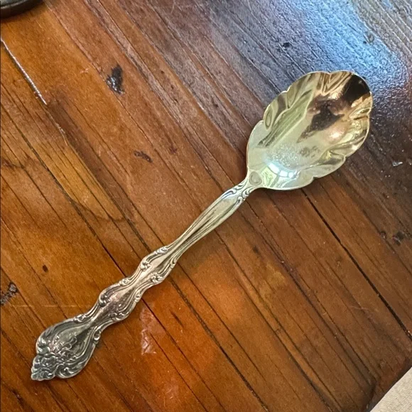 Crystal and silver sugar/jelly jar with glass salt and pepper shakers - Picture 3 of 9